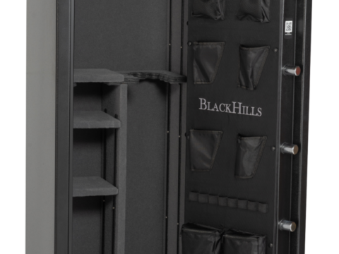 BH 5922 E — Hayman BlackHills Safe — door open